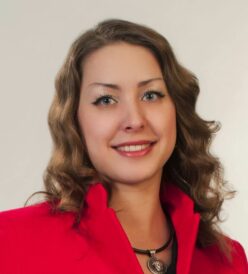 Мухачёва (Шелковникова) Анна Валентиновна